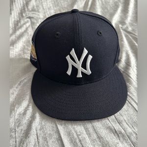 New Era yankee worlds series fitted (2009 patch) yankee blue colorway